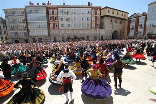 Homenaje a la jota burgalesa