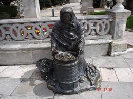 La castañera de bronce