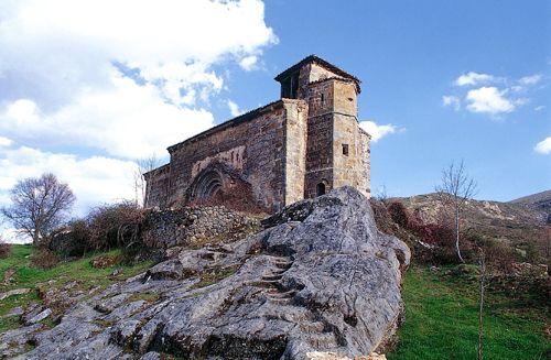 Iglesia prerrománica de San Pedro Apóstol