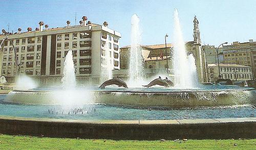 Fuente de Los Delfines