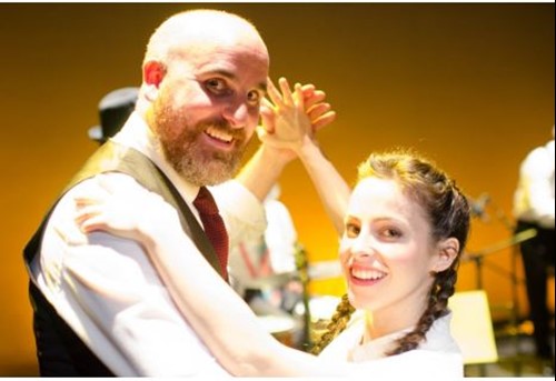 Teatro del cuervo, El viaje de Emma