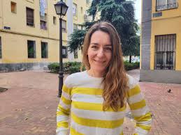 Encuentro literario. Margarita Leoz en Salón de actos Plaza España de Fundación Círculo, Burgos